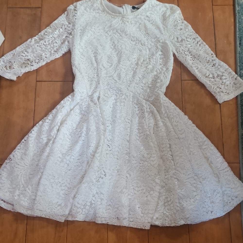 Lulu's White A-Line Long Sleeve Formal Dress
